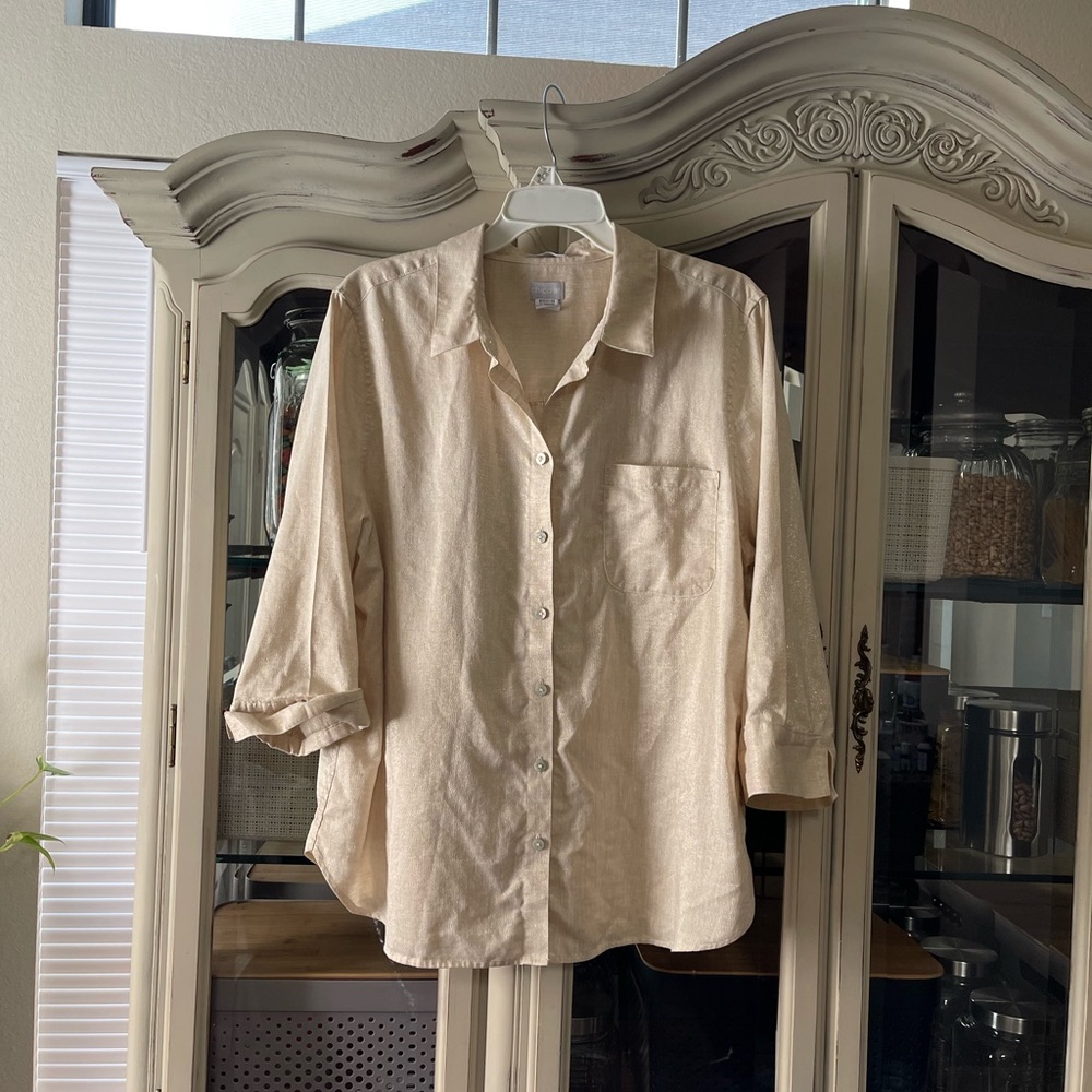 $10 SALE Chico’s metallic thread Linen Button Front Top Shirt 3  or XL